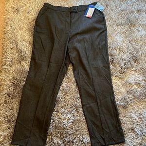 NWT “Investments” 2 Business pant. Black with tiny white dots Slim panel #10142